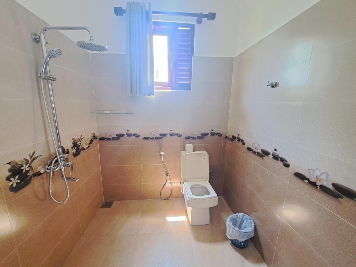 Villa 76 Уелигама Екстериор снимка
